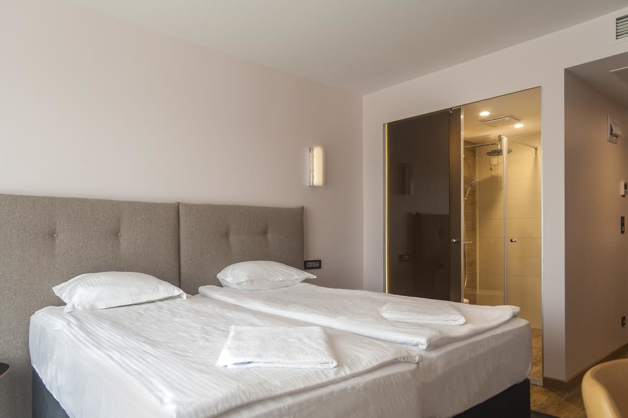 Отель Amiral Hotel (former Best Western Park Hotel) Варна