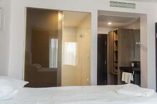Отель Amiral Hotel (former Best Western Park Hotel) Варна Двухместный номер с 1 кроватью или 2 отдельными кроватями-5