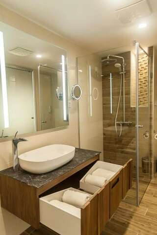 Отель Amiral Hotel (former Best Western Park Hotel) Варна Номер-студио Делюкс-16